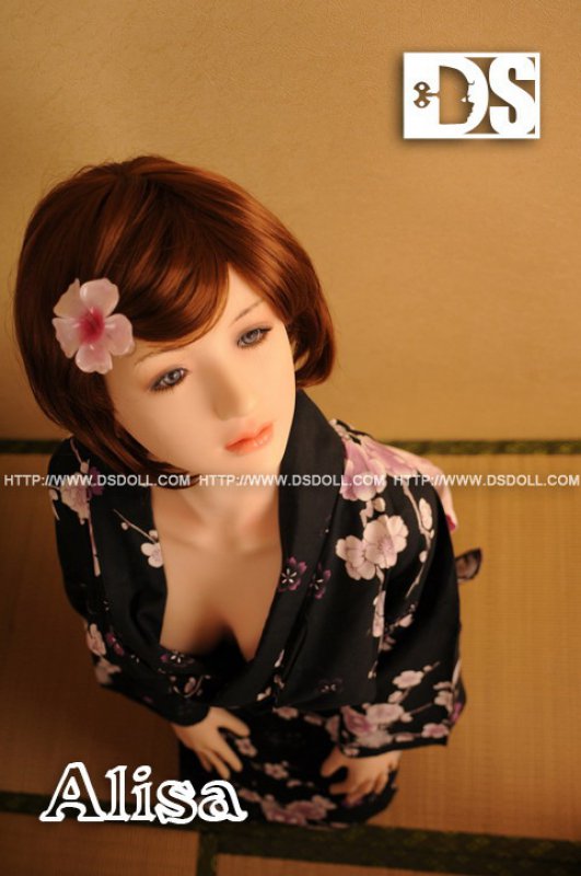 Doll Sweet 158 body with Alisa head in LPink skin color.